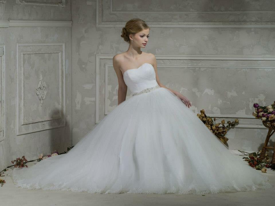 bridal., wedding drass, bride and weddindg