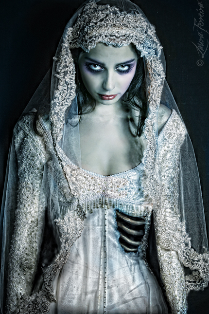 corpse, photography and cosplay