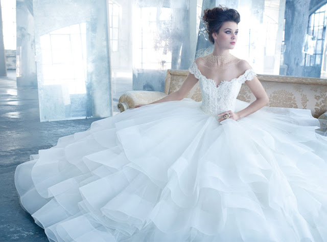 pregnant wedding dresses, maternity wedding dresses, wedding hairstyle and weddings