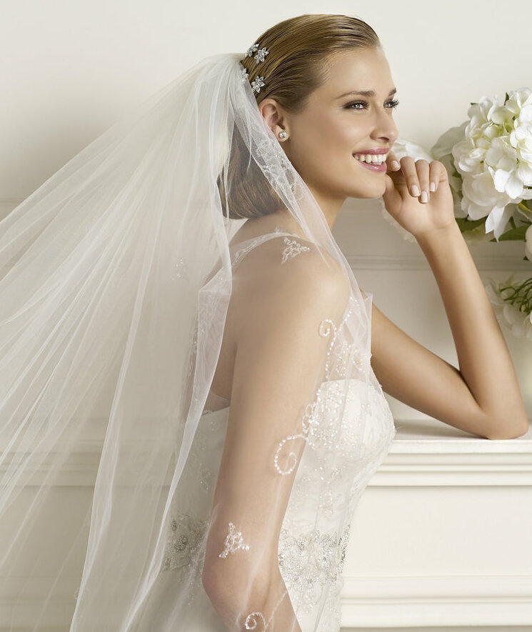 white, wedding dress, pronovias ducal and dress