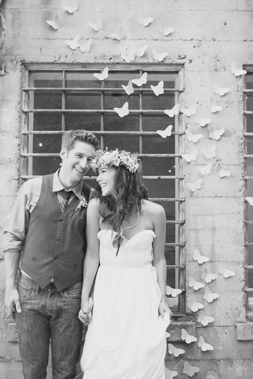 bride, black and white, butterflies and groom