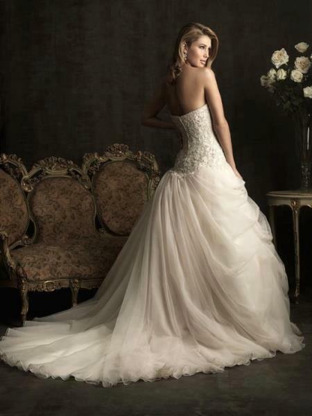 wedding dress <3