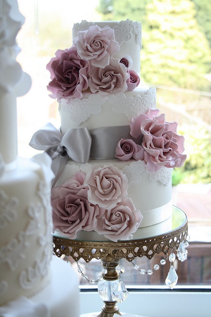 girly, gold and wedding cake