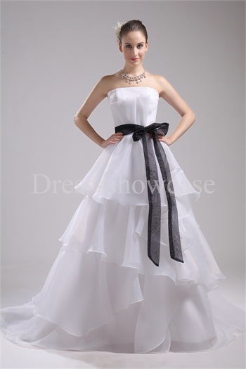 wedding gowns, a line wedding dress and sweetheart wedding dress