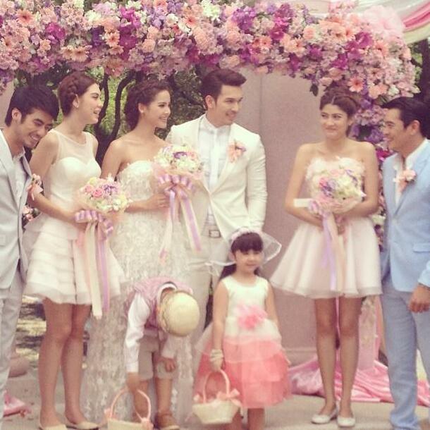 bride, flowers, spring and fashion