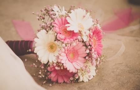 wedding flowers, bouquet and flowers