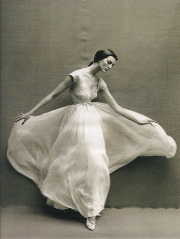 converse, wedding hairstyle, weddings and maternity wedding dresses