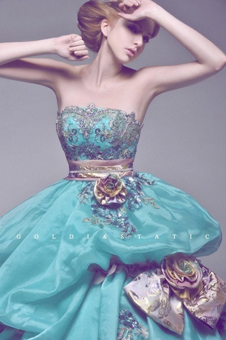 white, amazinf, pretty and blue