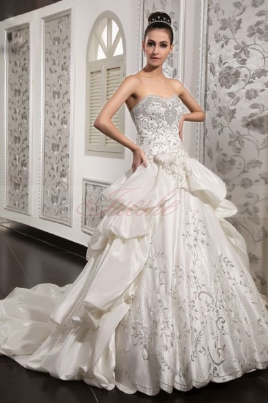 bride, style and stunning