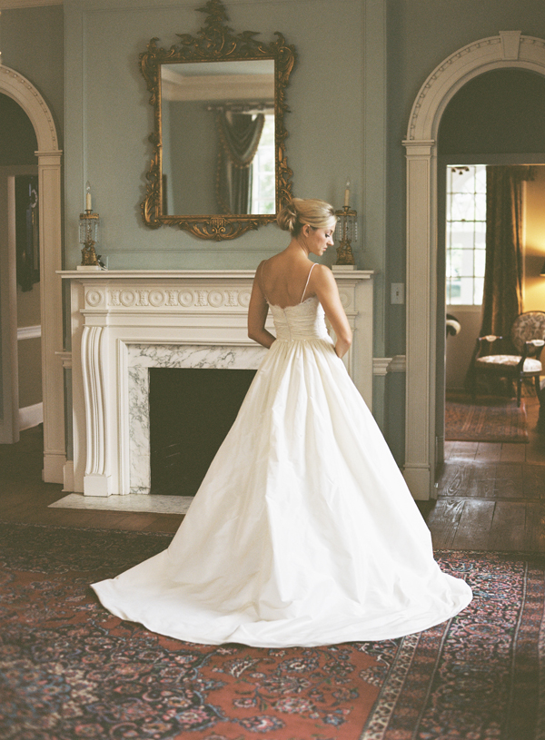 the dress, scene, architecture and magnificent