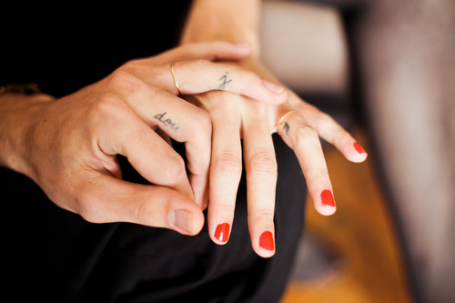 words, nail art and nail color