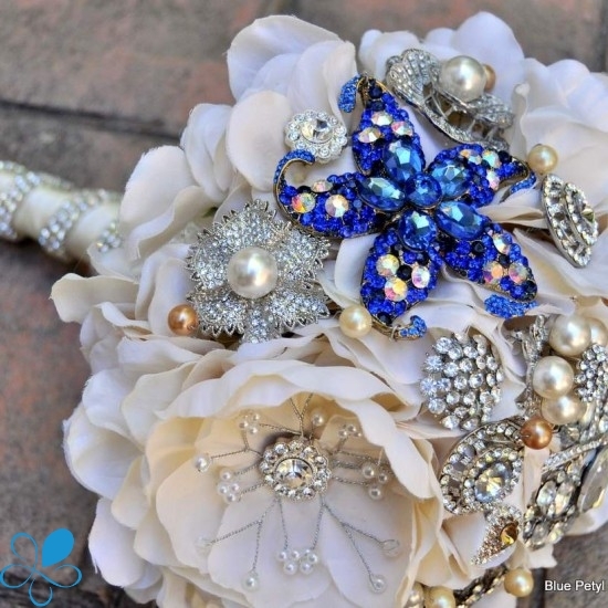 magnolia, wedding bouquet, bouquet and brooch bouquet