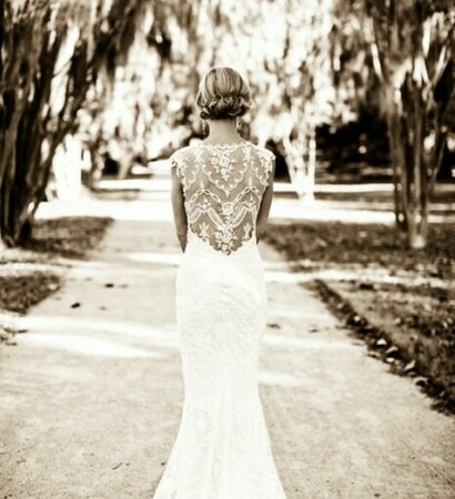 vintage wedding dress, vintage lace and beautiful