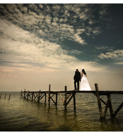 bridegroom, sea and cloud