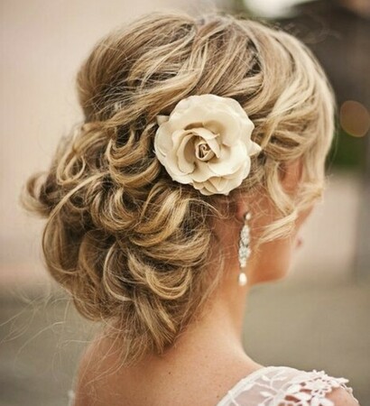 beauty, flower and haurstyle