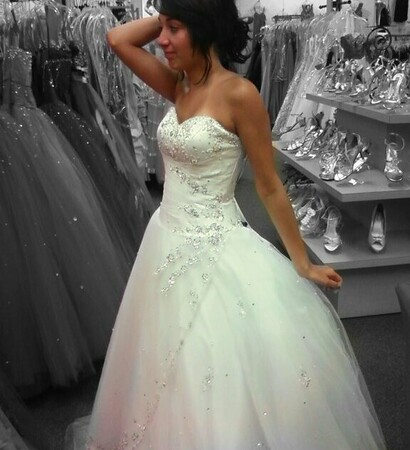 bad tan lines, Prom and winter wonderland