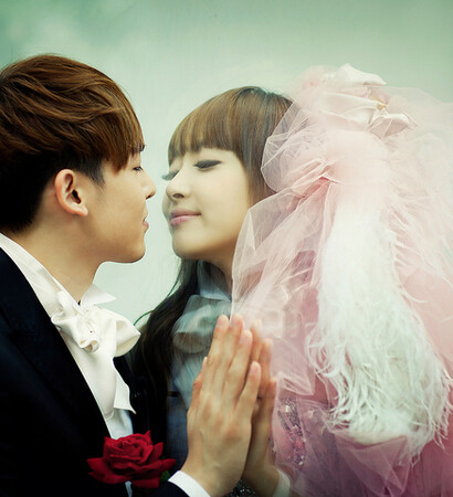 singer, korea and love