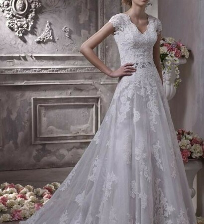 a-line, beautiful and tulle wedding dress