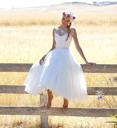 alone, barefoot and countryside
