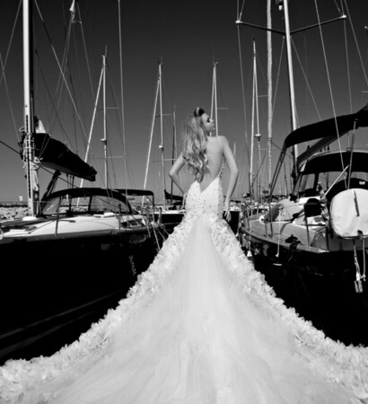 wedding dress, beautiful and gorgeous