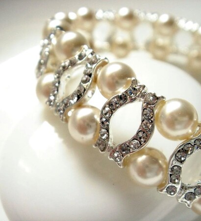 pearl brACELET, sparkles and handmade
