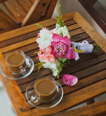 table, bouquet and flower