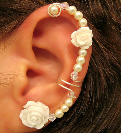 arianrhodwolfchild, earrings and cartilage
