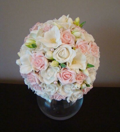 pale pink wedding, pastel wedding bouquet and rose bouquet
