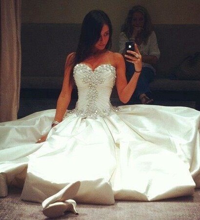 wedding dress and en