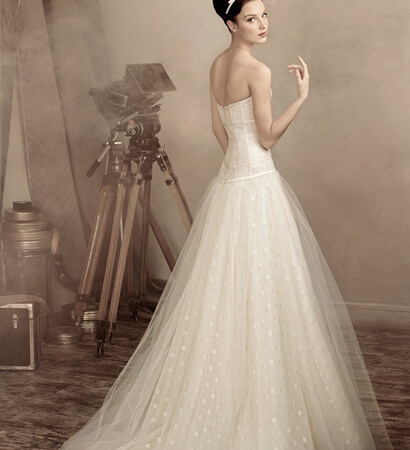 bride, lili aleeva and classic