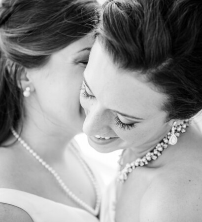 first look, lesbian couple and wedding photo ideas