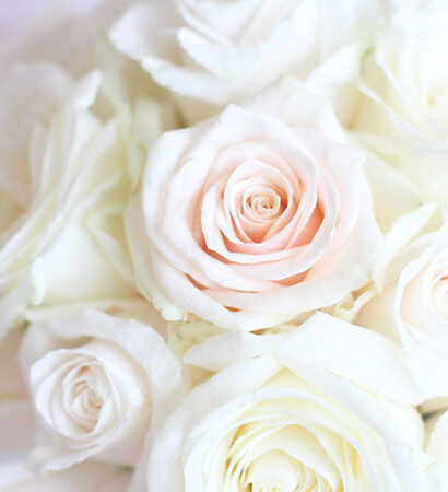 piano, bouquet and love