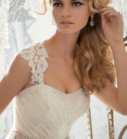 hair, wedding dress and makup