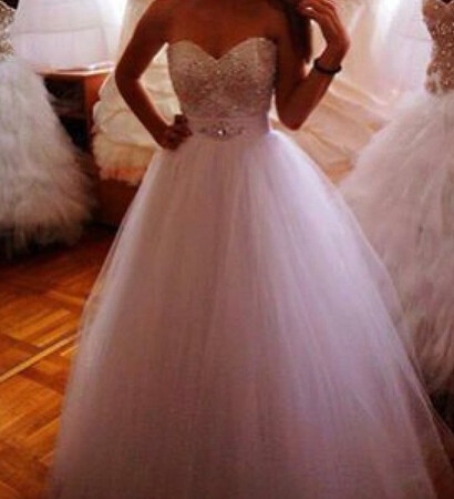 dress, brunette and fashion
