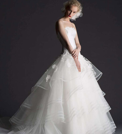 tiered wedding dresses and en