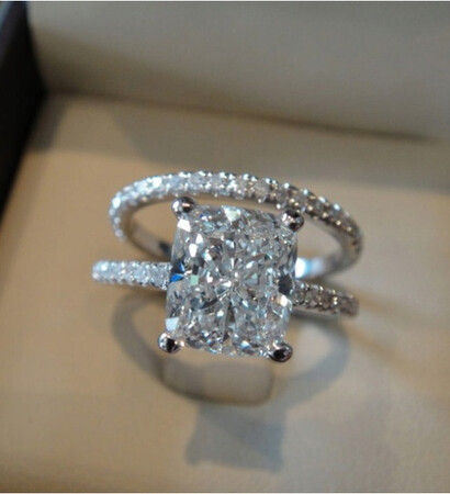 beautiful, sparkleinsocalcontest and diamond