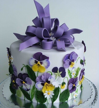 wedding cake, flowers and purple