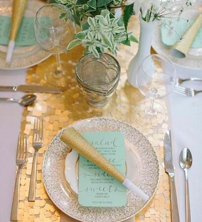 cute for a wedding, wediing table and bueatiful wedding table