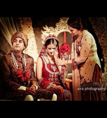 mother, groom and dulha