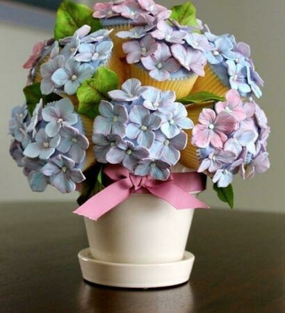 cupcake, cake and flower