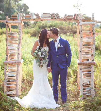 wedding photo, couple and kiss