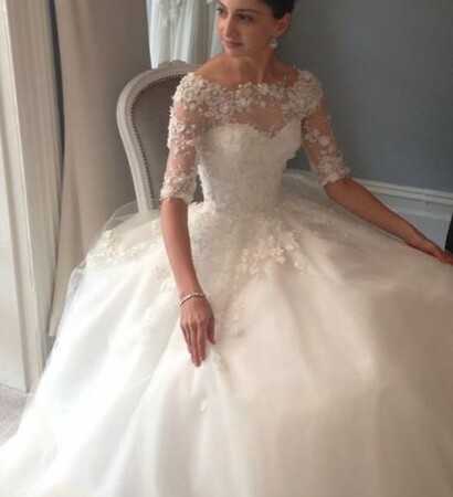 sweetheart, lace and sleeves