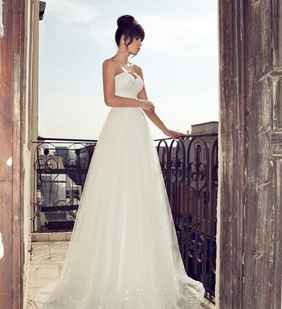wedding dress and julie vino