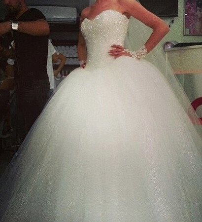 classy, glamour and beautiful