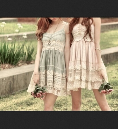 flowers, tumblr and friends