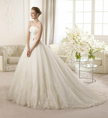 wedding dress and en