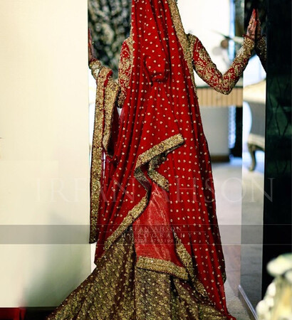 beautiful, gold and sari