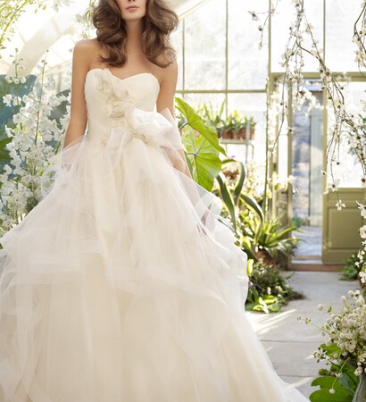 tara keely and wedding dress