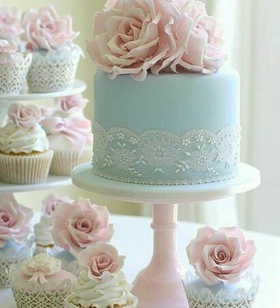 cake, cupcake and food