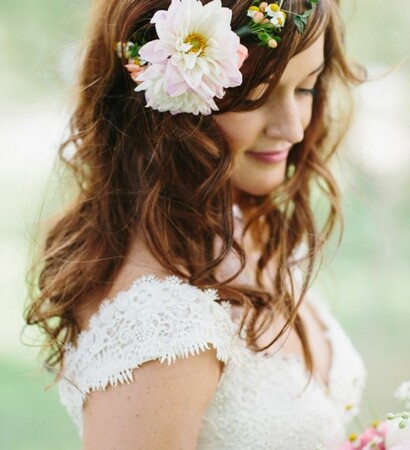 brunette, vintage wedding and bridal
